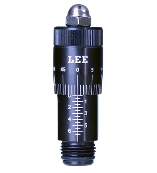 LEE Mikrometrická hlava - pušková velká Mikrometrický adaptér pro usazovací matrice LEE. Umožňuje přesné nastavení hloubky usazení střel u matric, které nejsou vybaveny vestavěnou mikrometrickou stupnicí. Pro puškové ráže .35 a větší.